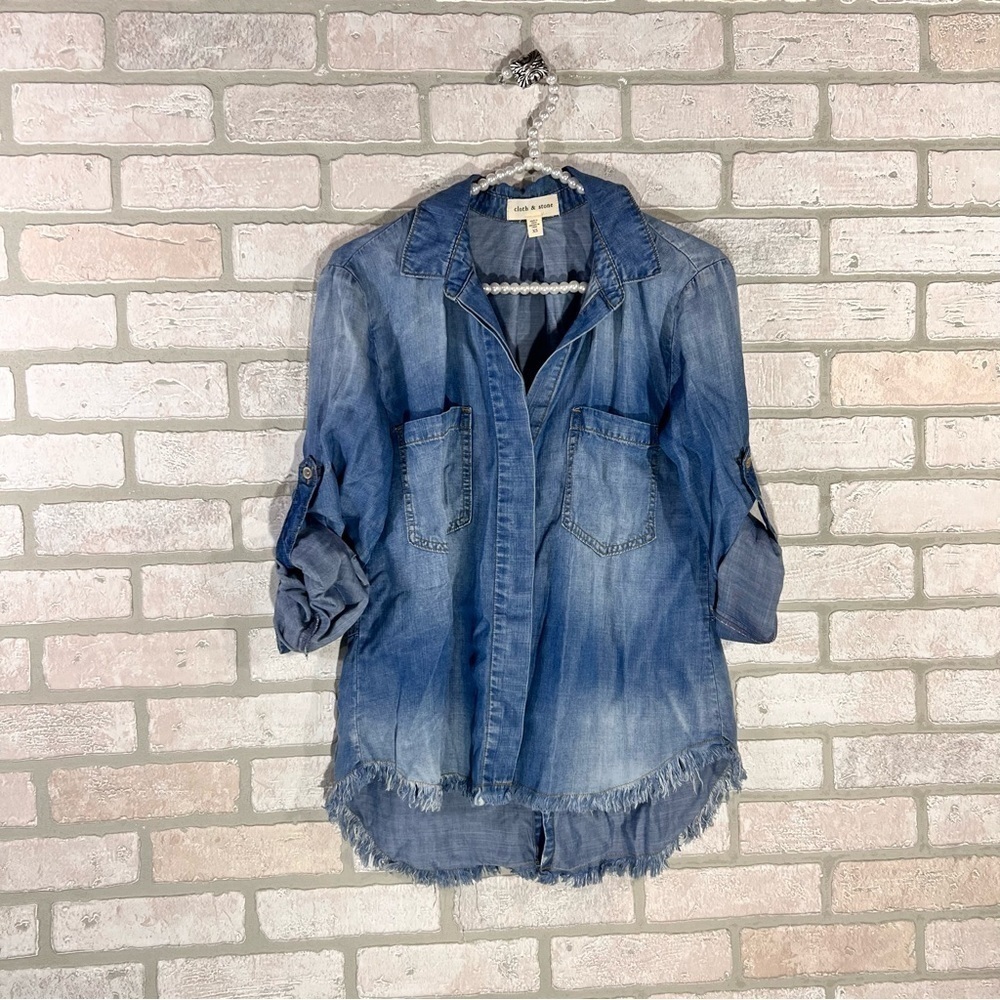 Anthropologie Cloth & Stone Chambray Raw Hem Button Front Shirt Size XS - Picture 6 of 12